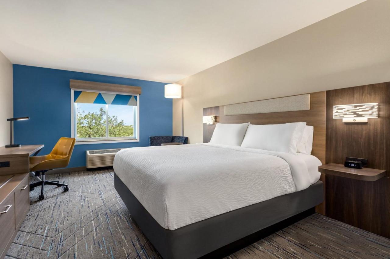 Holiday Inn Express Hotel & Suites Fort Pierce West By Ihg Eksteriør billede