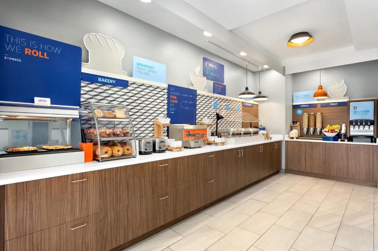 Holiday Inn Express Hotel & Suites Fort Pierce West By Ihg Eksteriør billede