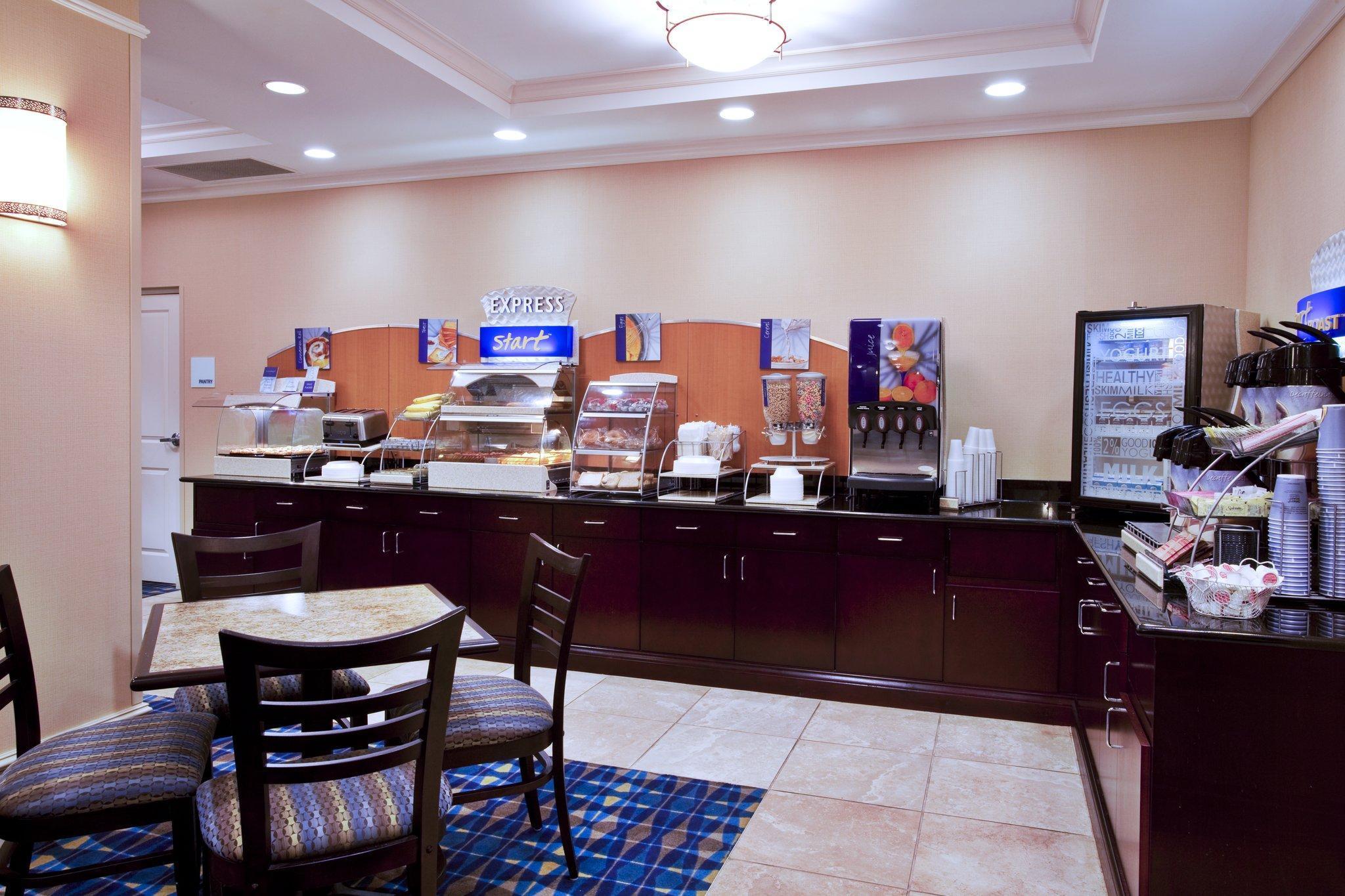 Holiday Inn Express Hotel & Suites Fort Pierce West By Ihg Eksteriør billede