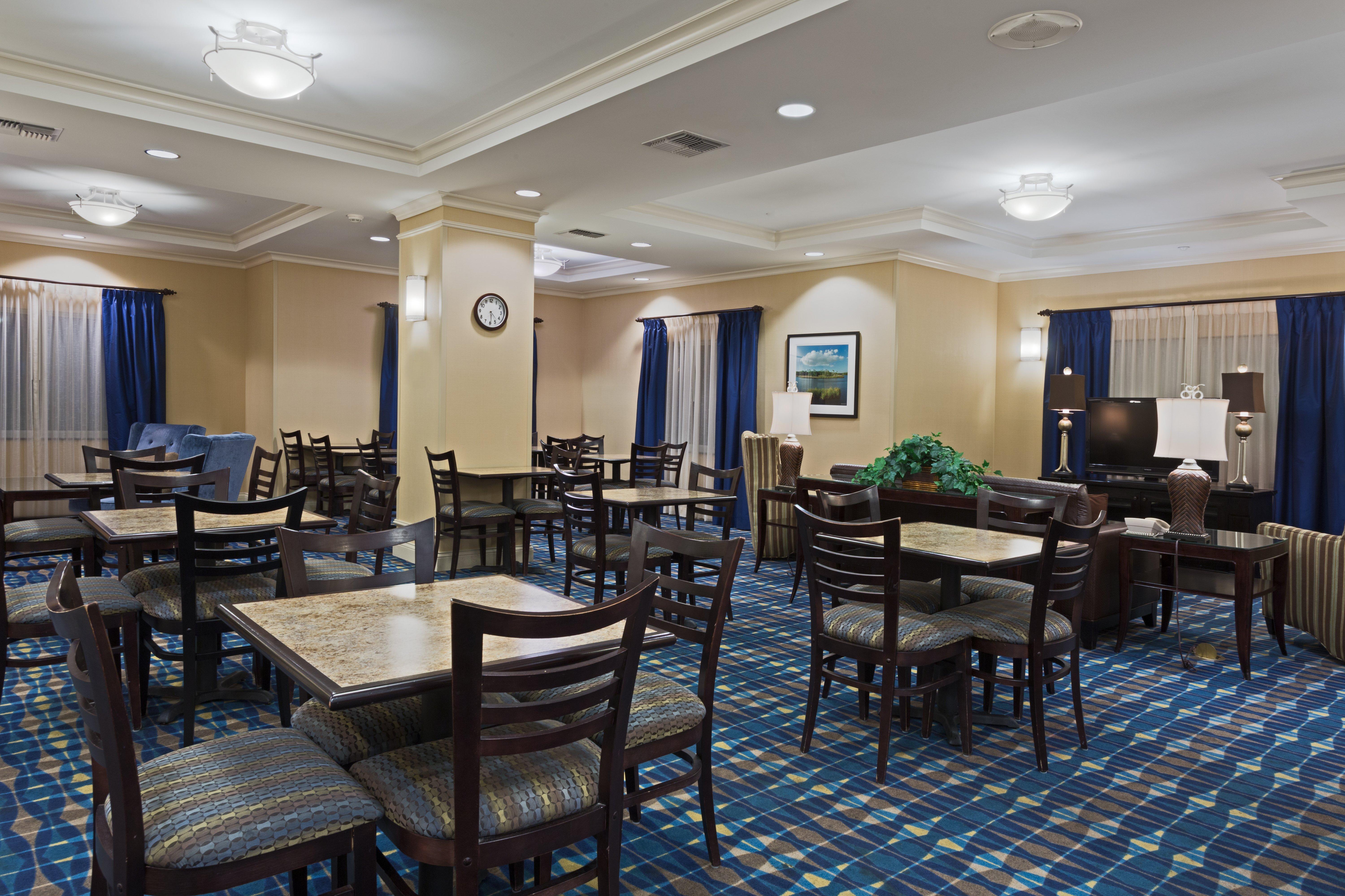 Holiday Inn Express Hotel & Suites Fort Pierce West By Ihg Eksteriør billede